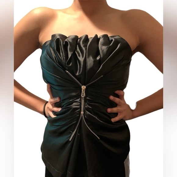 Arden B Tops - NWT ARDEN B 90s brand Black Satin decorative tube top XS
